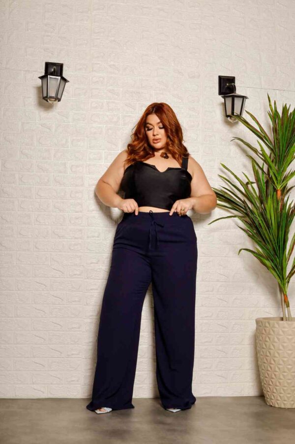 Serenidade em Linho: Pantalona Plus Size Natural - Imagem 2