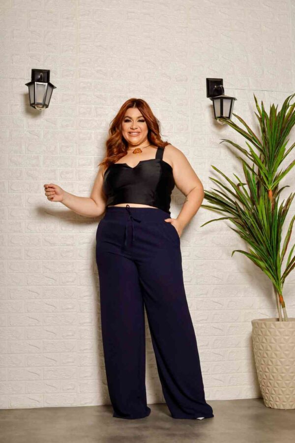 Serenidade em Linho: Pantalona Plus Size Natural - Imagem 4