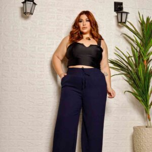 Serenidade em Linho: Pantalona Plus Size Natural