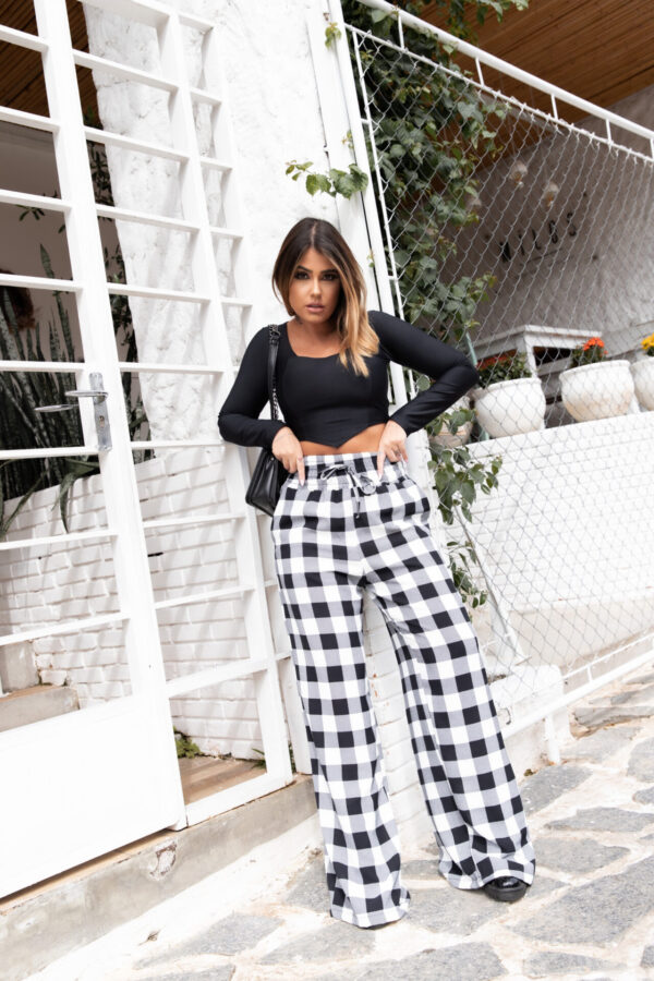 Calça Pantalona Xadrez Elegante - Imagem 4